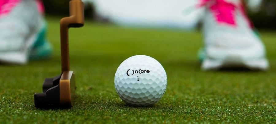 Putting : gardez un contact stable et constant